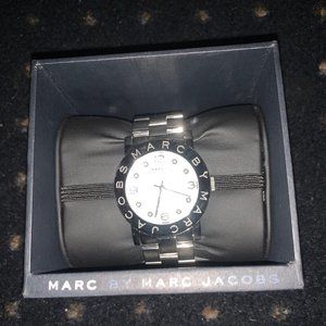 Marc Jacobs Silver MBM3056 Women's Wrist Watch